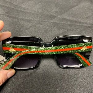 Black Oversized Gucci-like Gold Bee Sunglasses